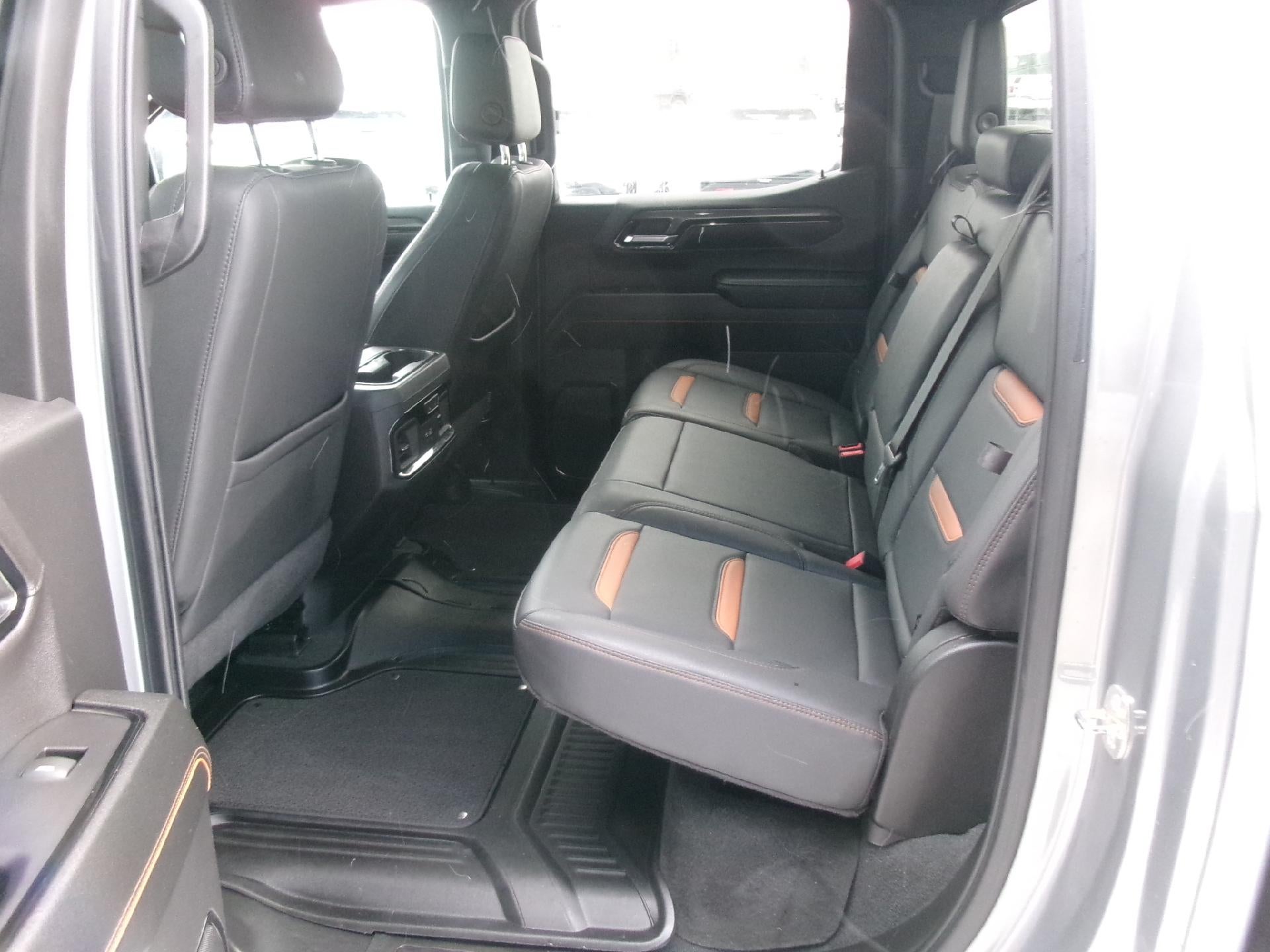 2023 GMC Sierra 1500 Crew Cab Short Box 4-Wheel Drive AT4