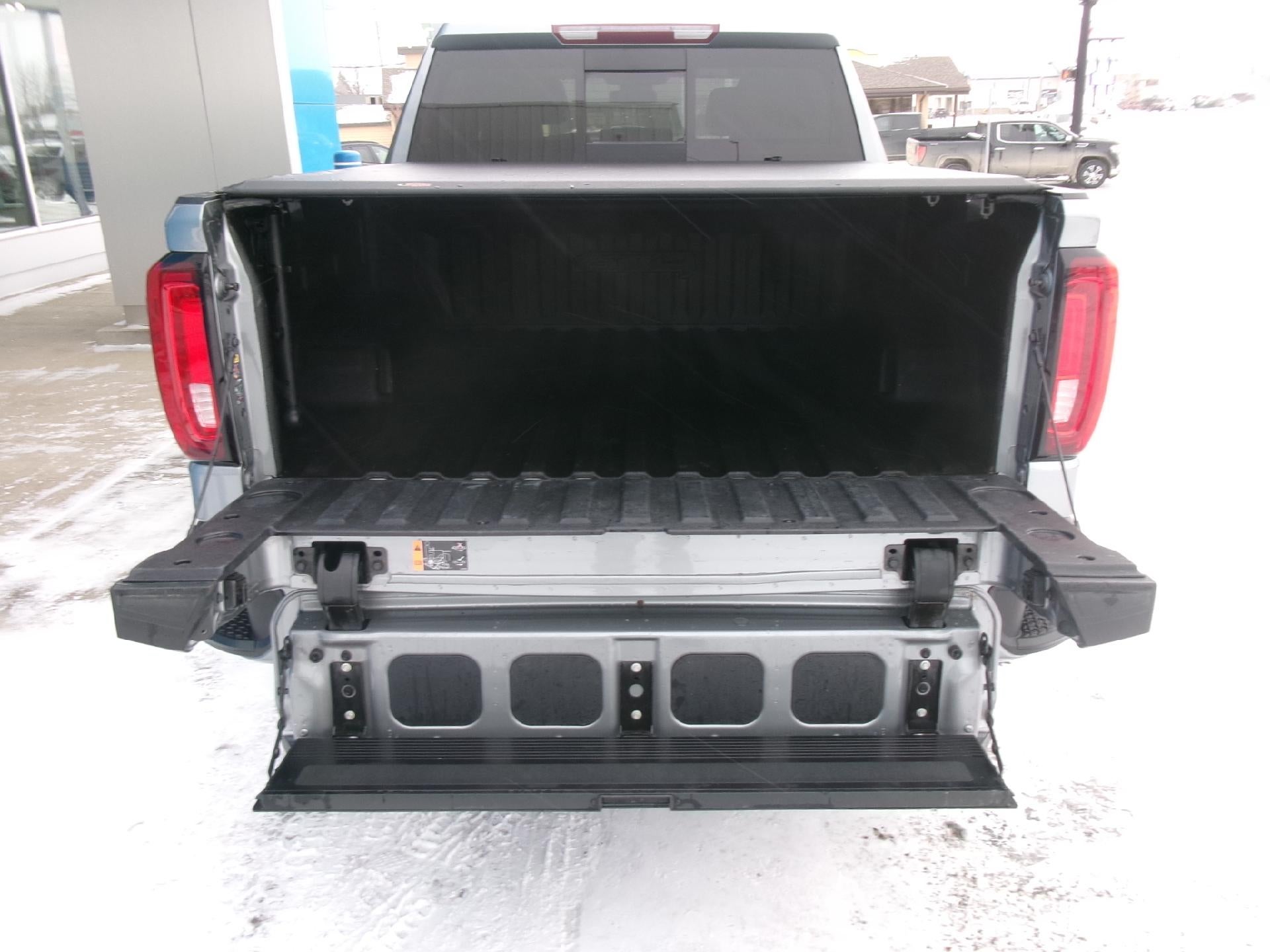 2023 GMC Sierra 1500 Crew Cab Short Box 4-Wheel Drive AT4