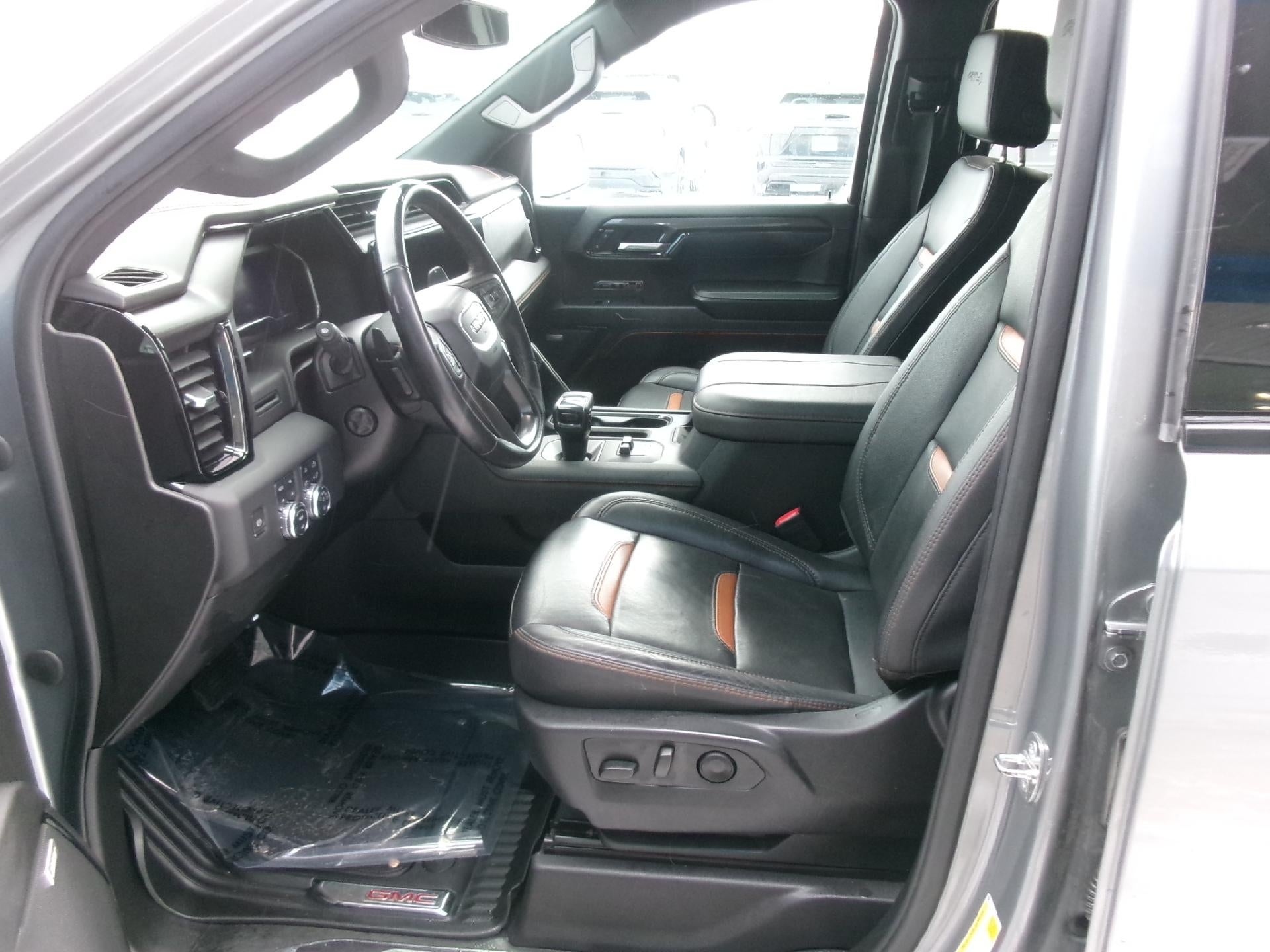 2023 GMC Sierra 1500 Crew Cab Short Box 4-Wheel Drive AT4