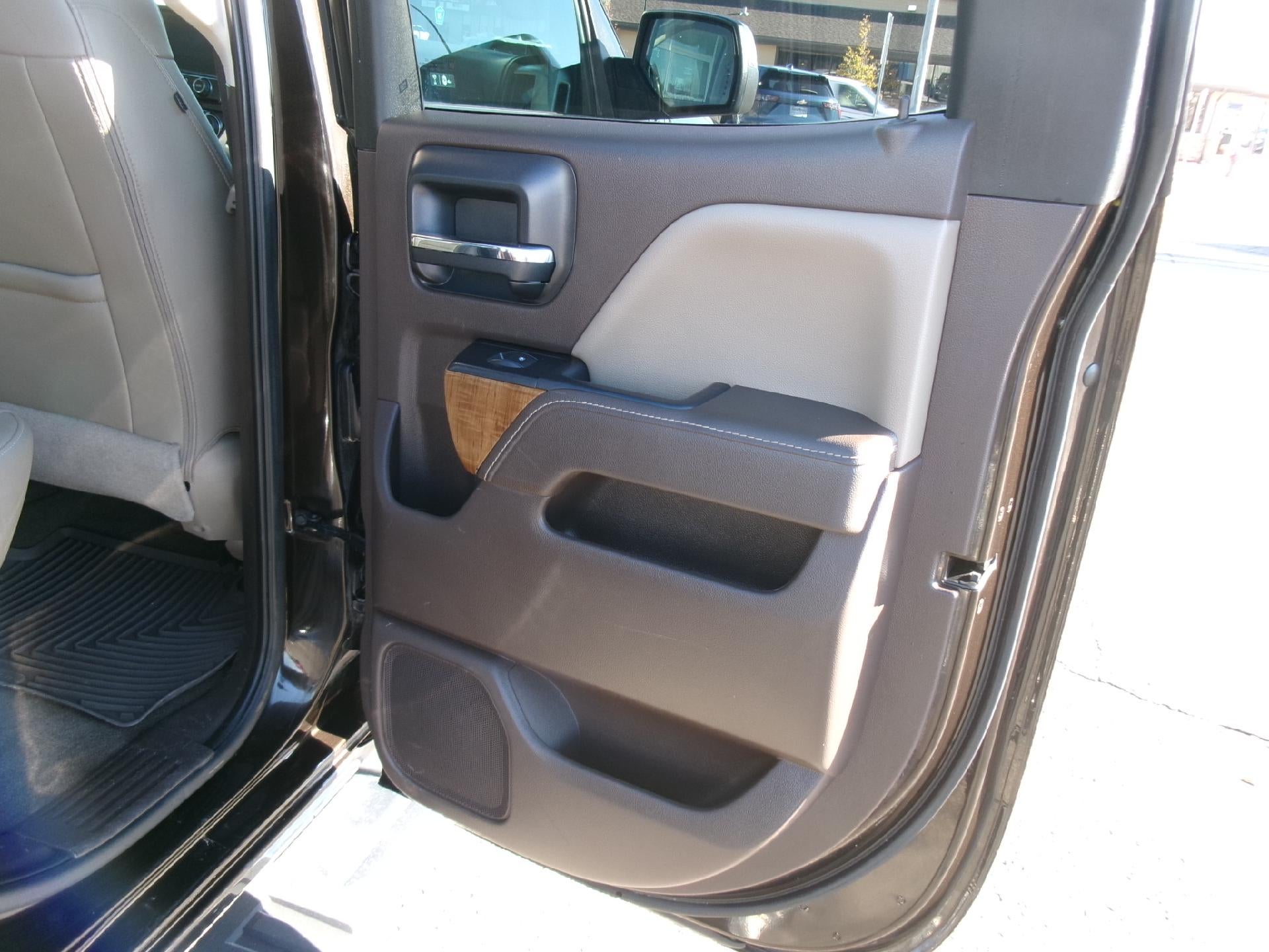 2018 GMC Sierra 1500 Double Cab Standard Box 4-Wheel Drive SLT SLT Premium Package