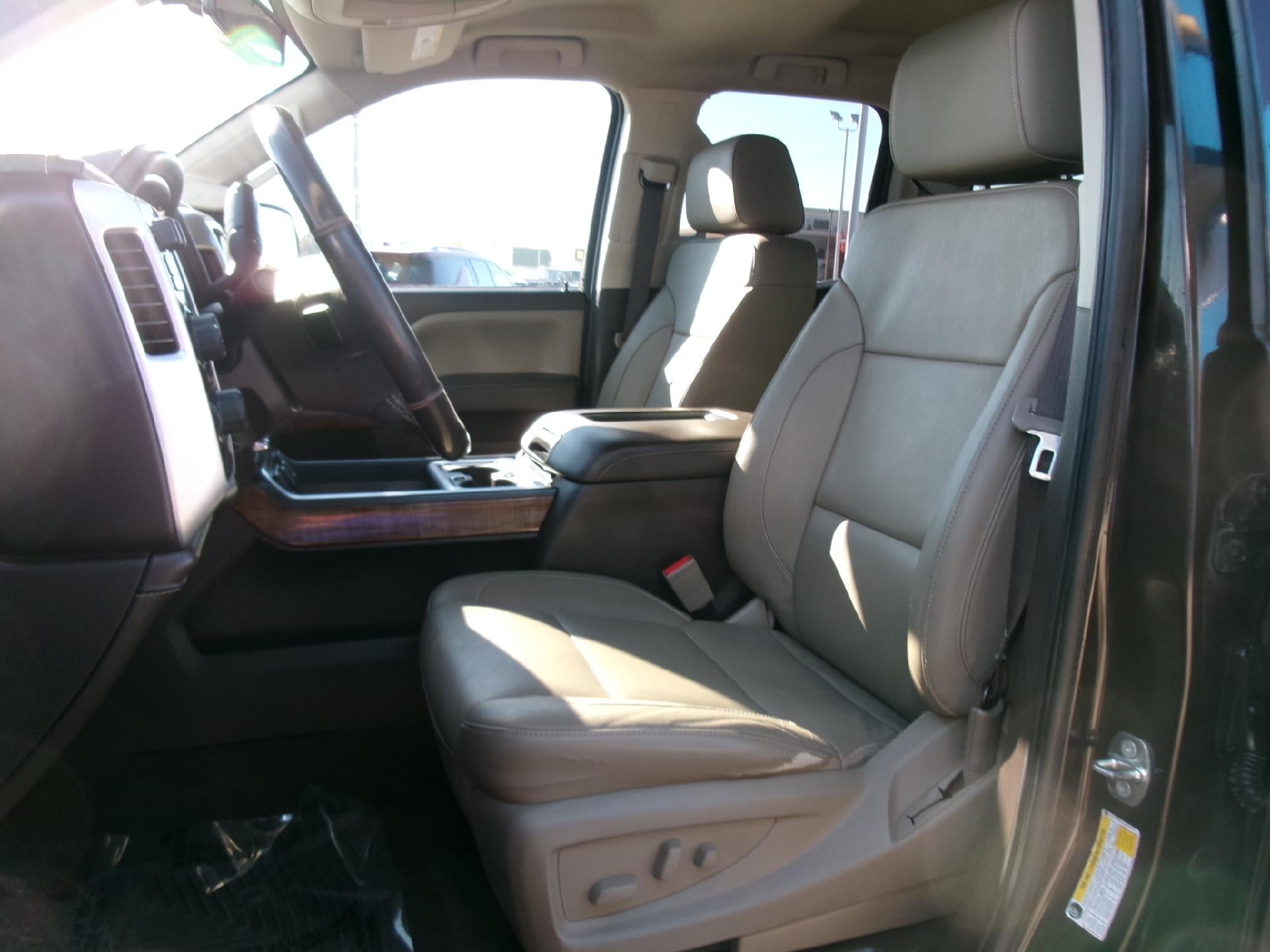 2018 GMC Sierra 1500 Double Cab Standard Box 4-Wheel Drive SLT SLT Premium Package