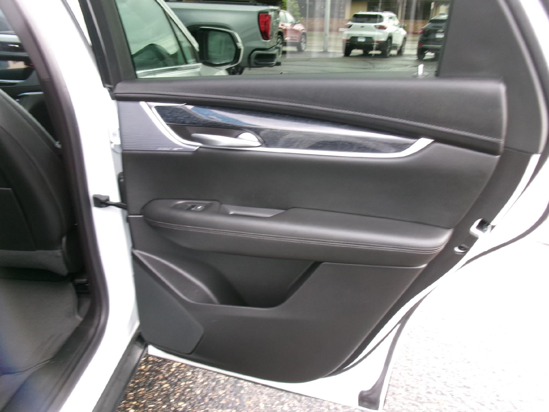 2023 Cadillac XT5 AWD 4dr Premium Luxury