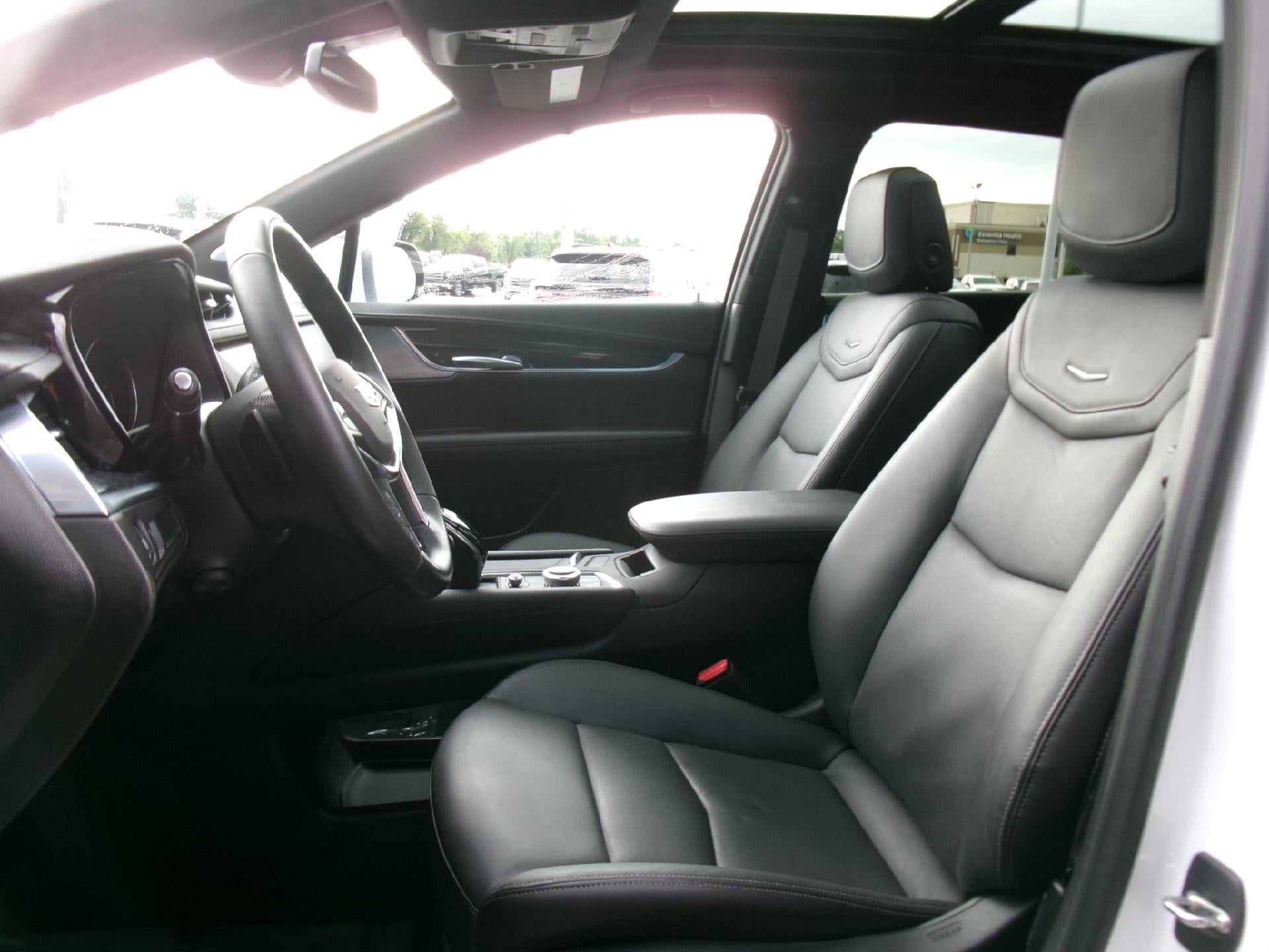 2023 Cadillac XT5 AWD 4dr Premium Luxury