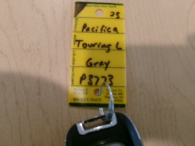 2023 Chrysler Pacifica Touring L FWD