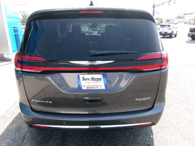 2023 Chrysler Pacifica Touring L FWD