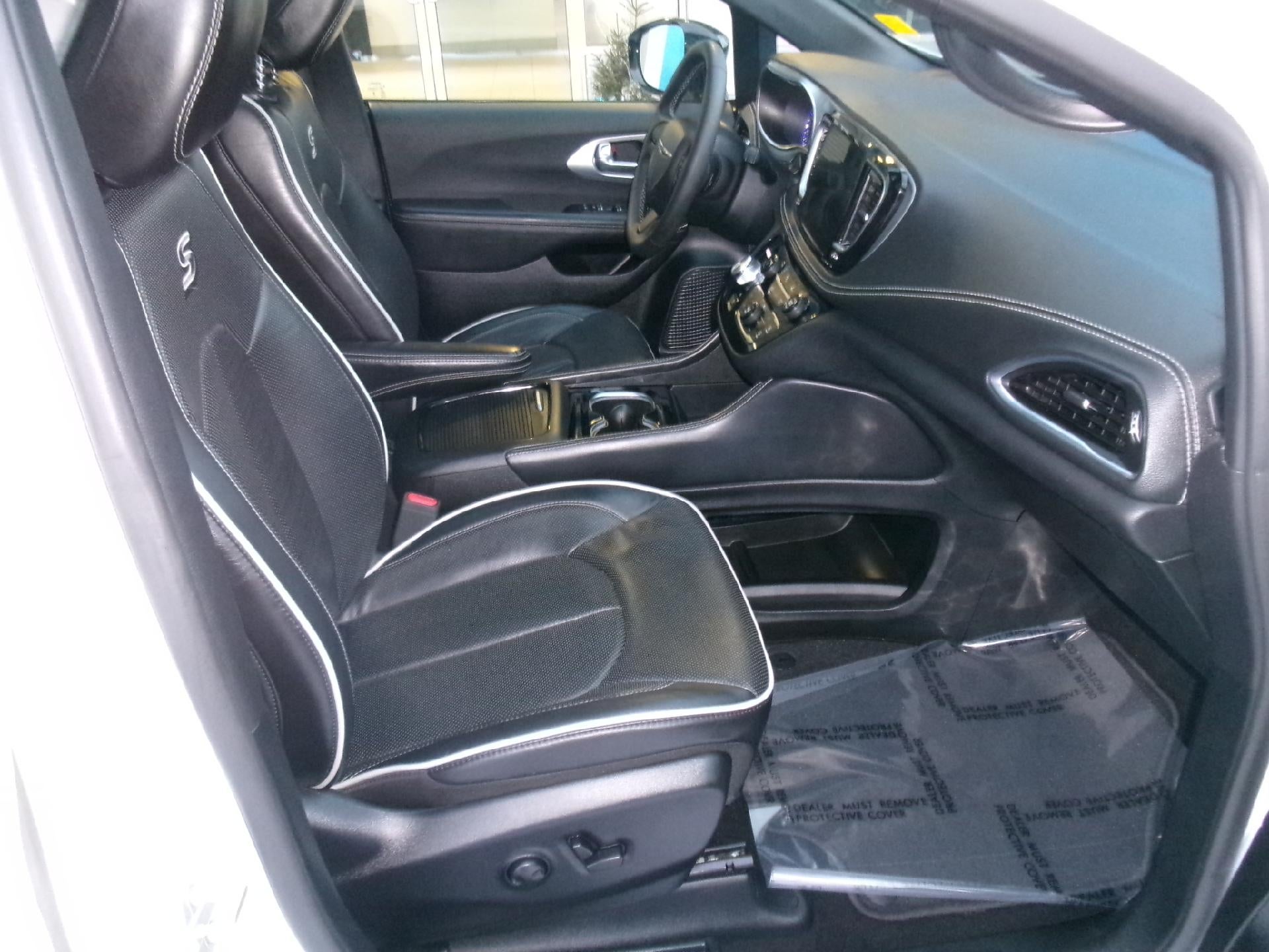 2025 Chrysler Pacifica Limited FWD