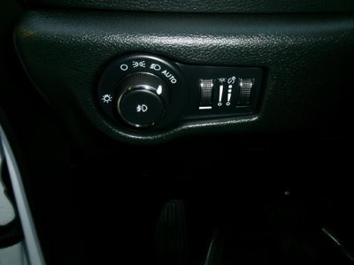 2025 Chrysler Pacifica Limited FWD