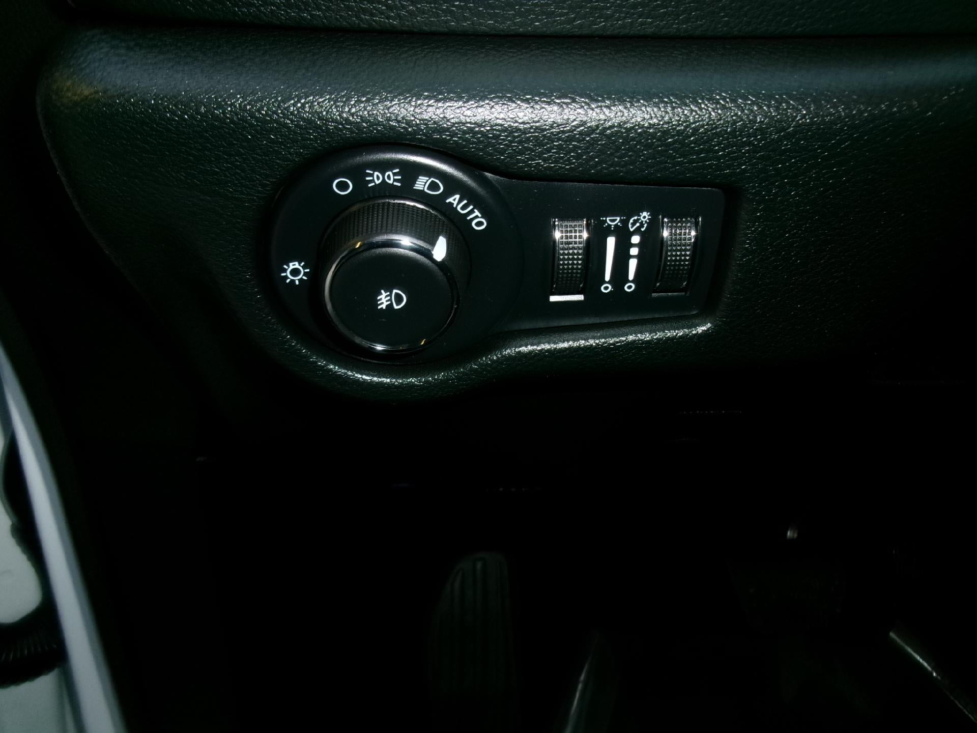 2025 Chrysler Pacifica Limited FWD