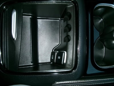 2025 Chrysler Pacifica Limited FWD