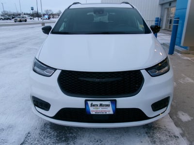 2025 Chrysler Pacifica Limited FWD