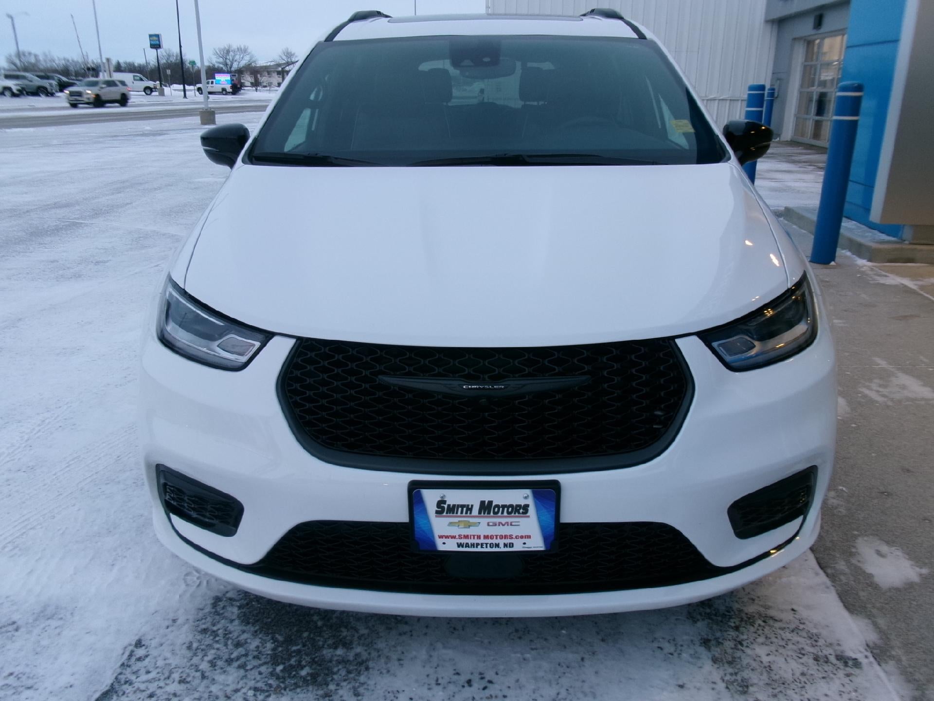 2025 Chrysler Pacifica Limited FWD