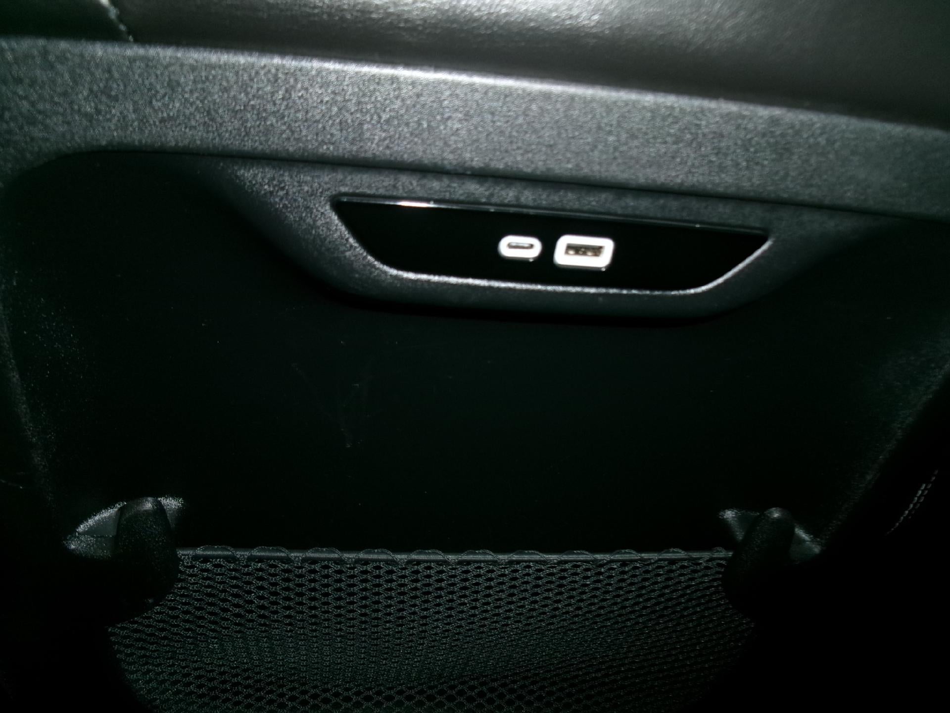 2025 Chrysler Pacifica Limited FWD