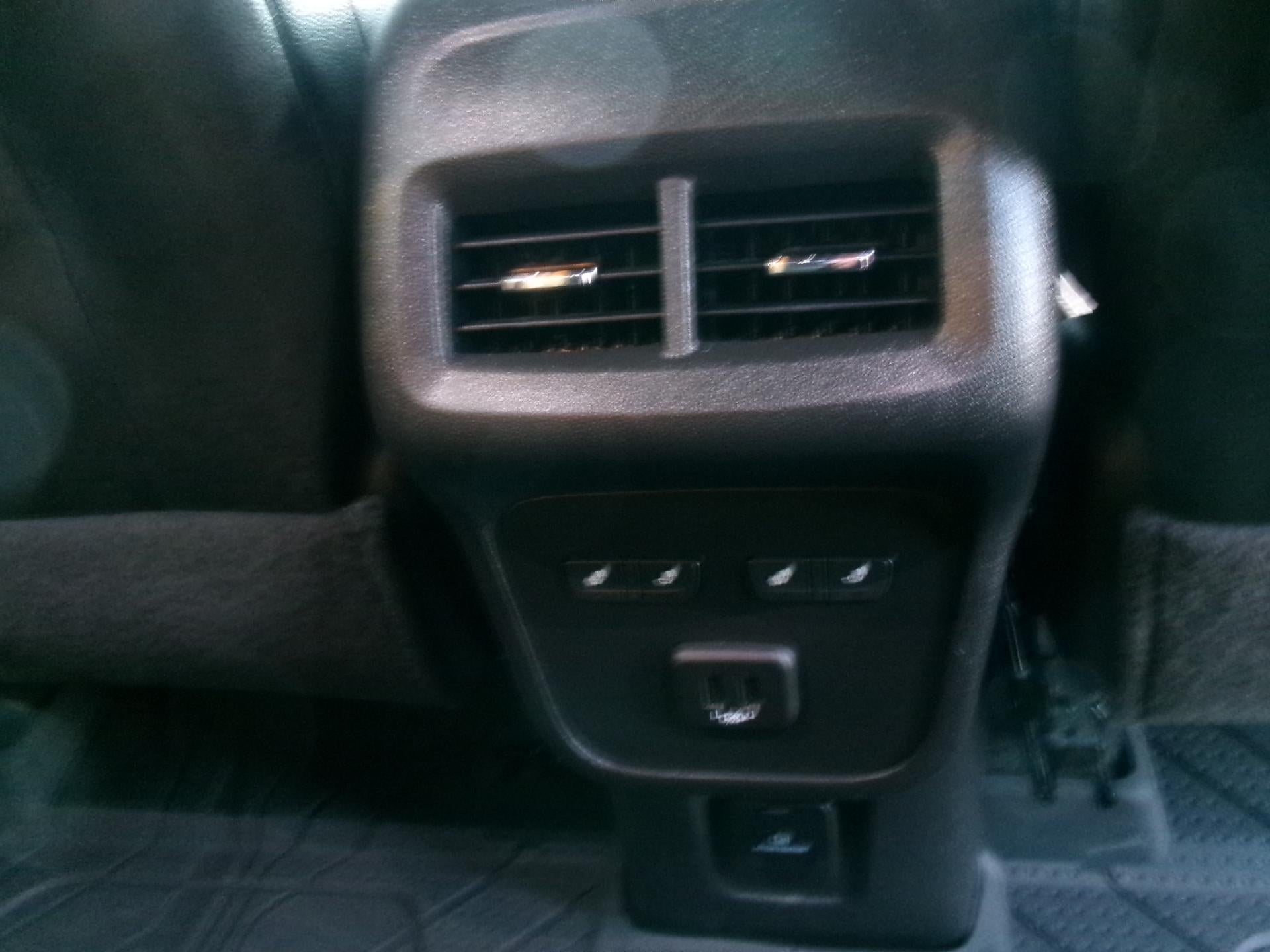 2023 Chevrolet Equinox AWD Premier