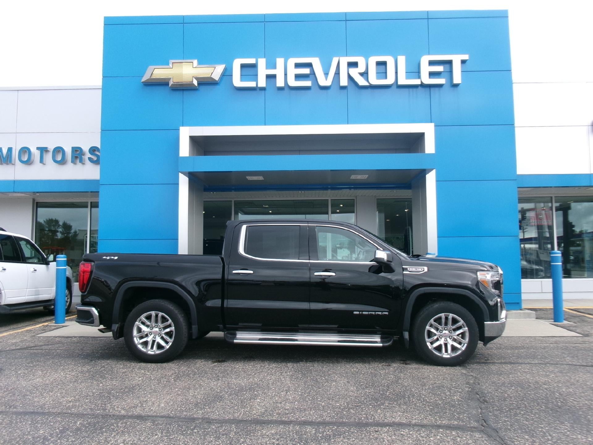 2019 GMC Sierra 1500 Crew Cab Short Box 4-Wheel Drive SLT