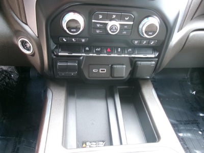 2019 GMC Sierra 1500 Crew Cab Short Box 4-Wheel Drive SLT