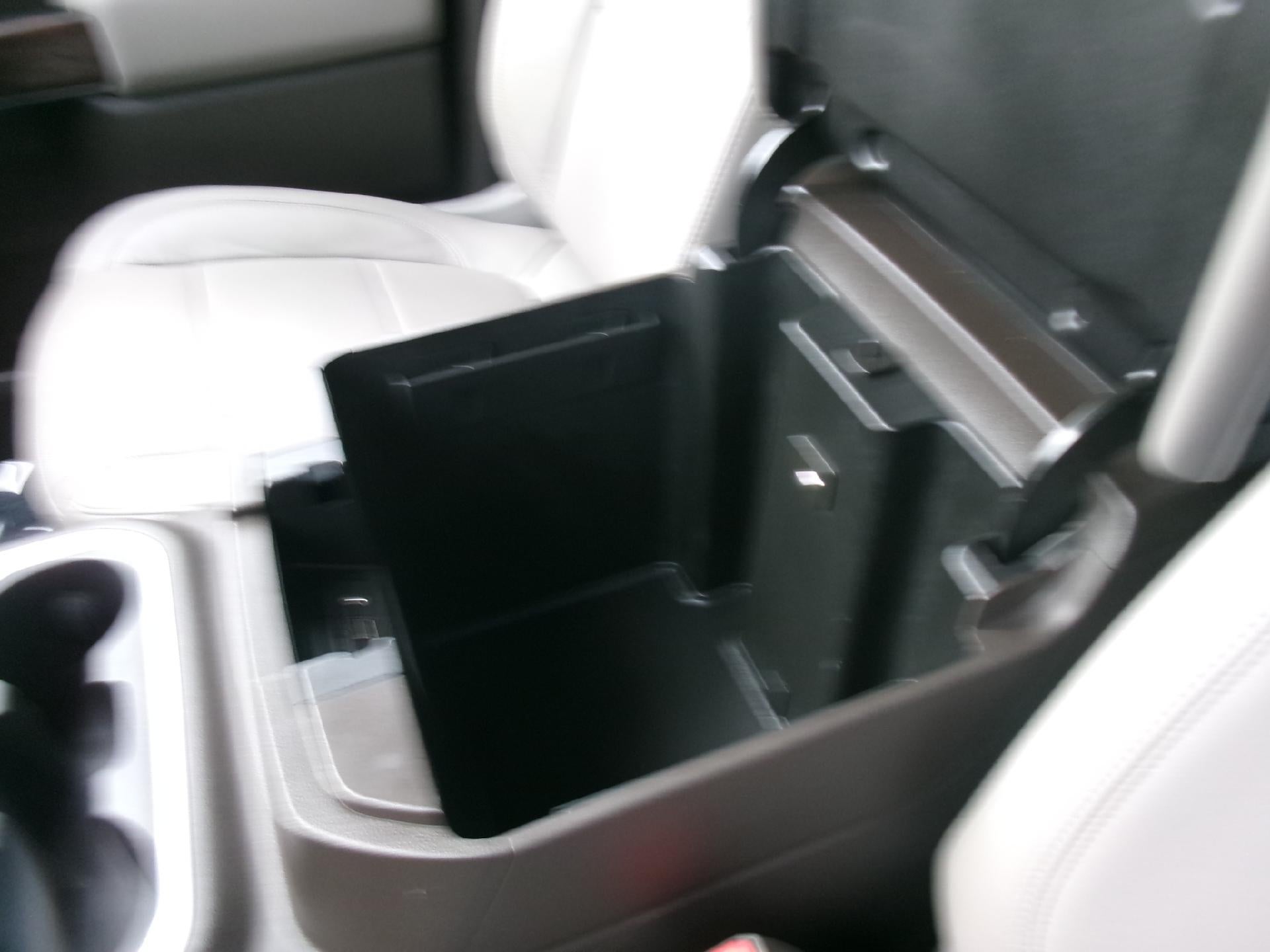 2019 GMC Sierra 1500 Crew Cab Short Box 4-Wheel Drive SLT