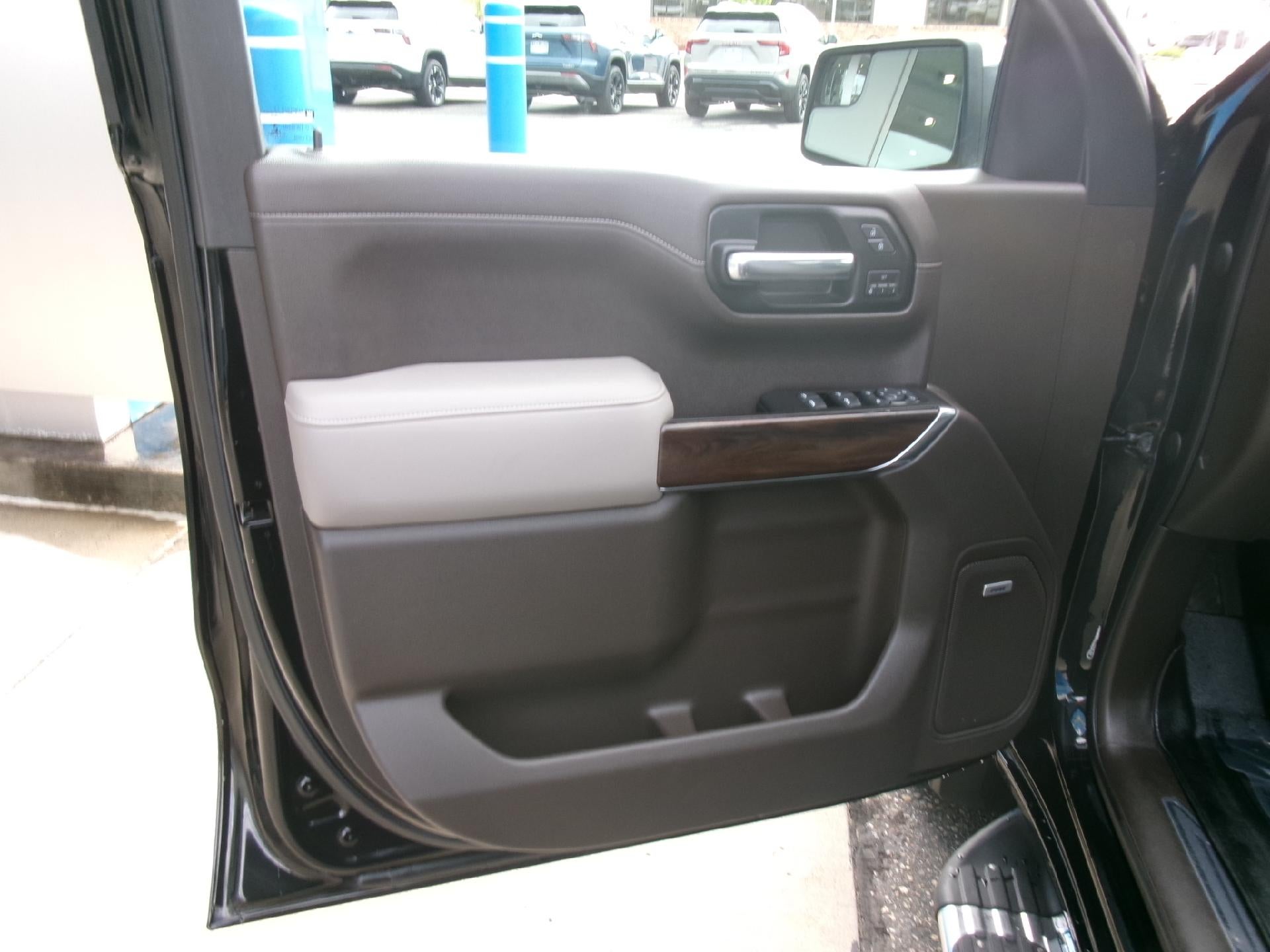 2019 GMC Sierra 1500 Crew Cab Short Box 4-Wheel Drive SLT