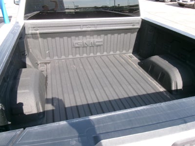 2022 GMC Sierra 1500 Crew Cab Short Box 4-Wheel Drive SLT