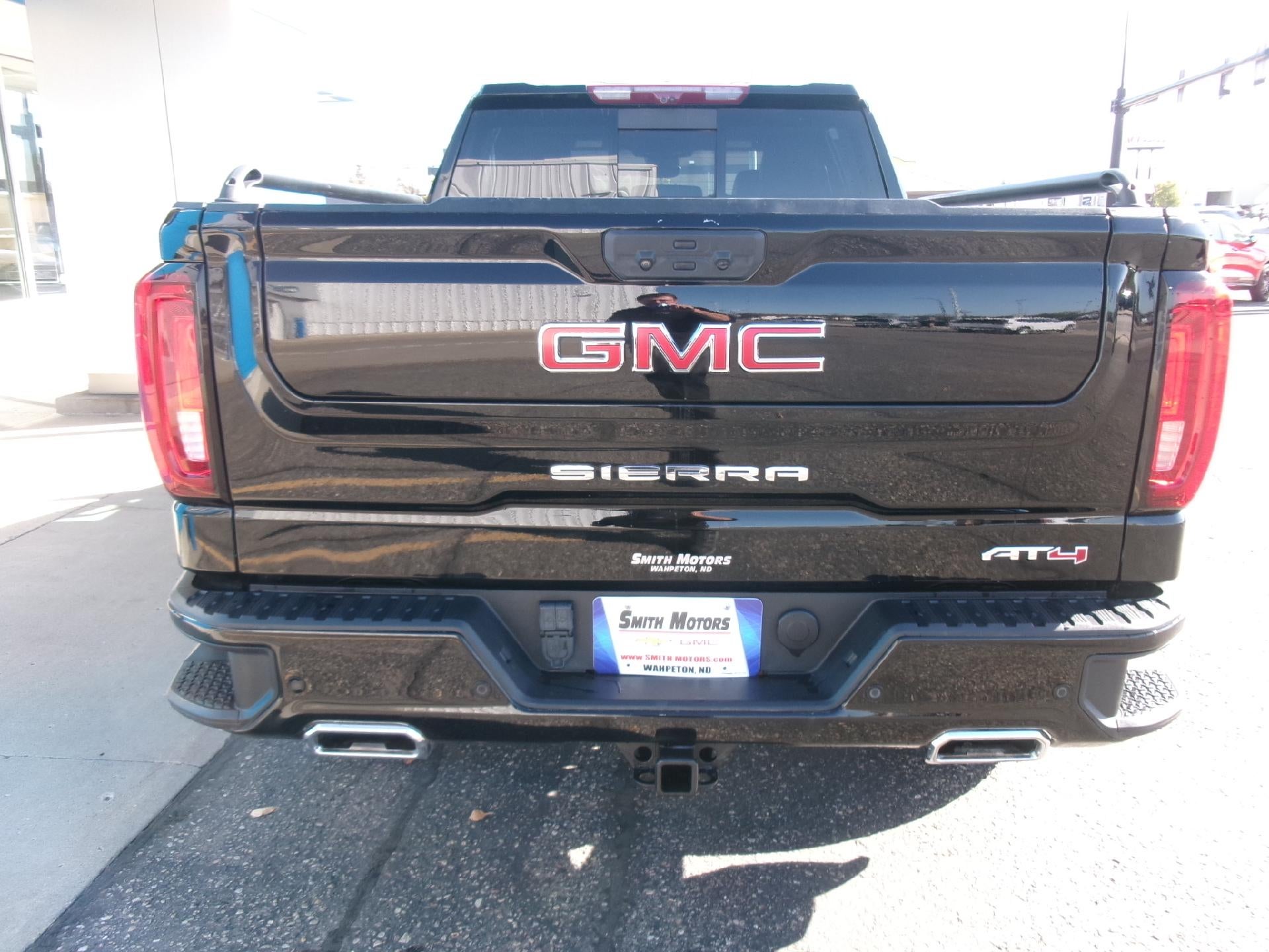 2023 GMC Sierra 1500 Crew Cab Standard Box 4-Wheel Drive AT4