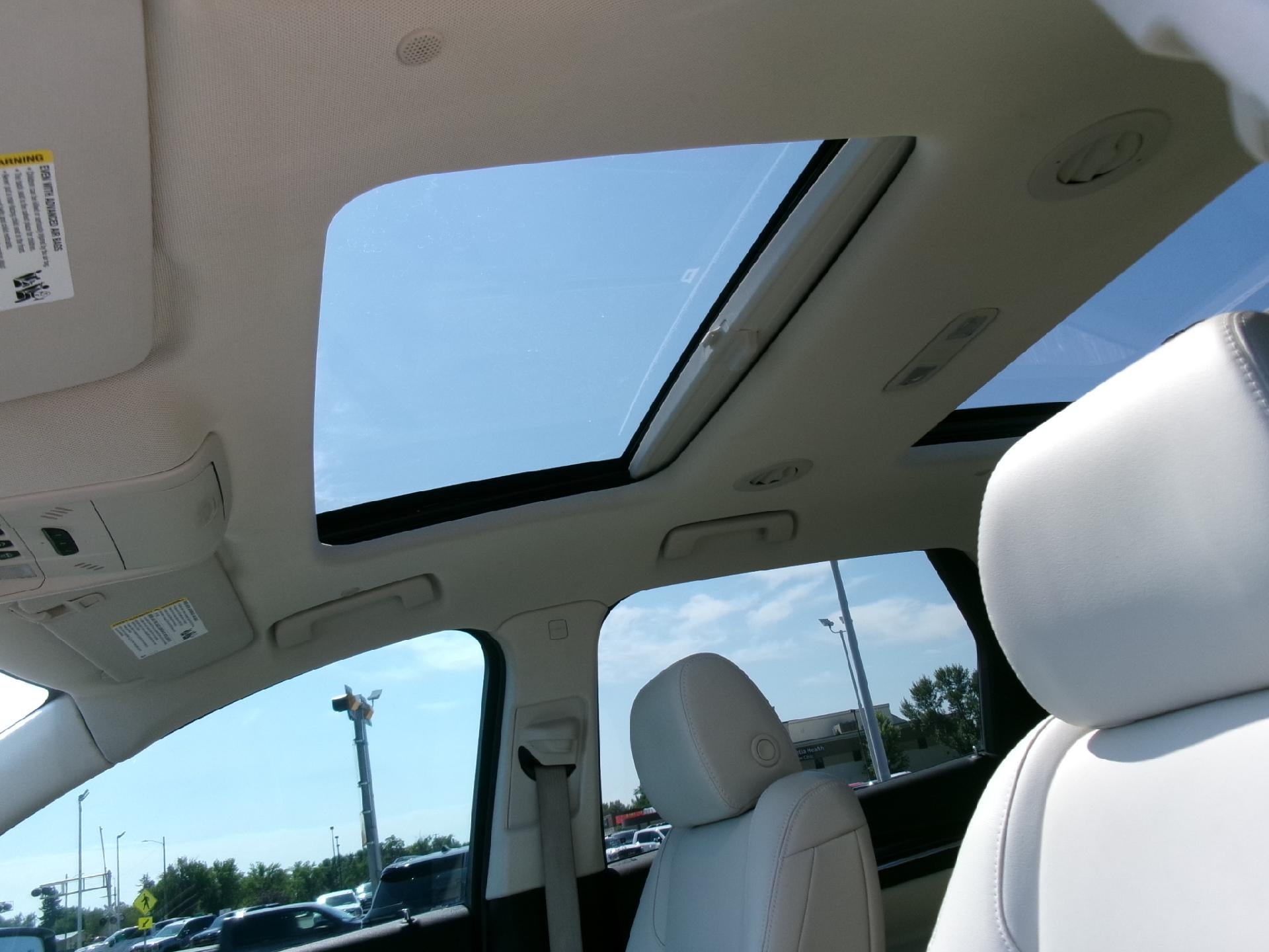 2023 Buick Enclave Essence AWD