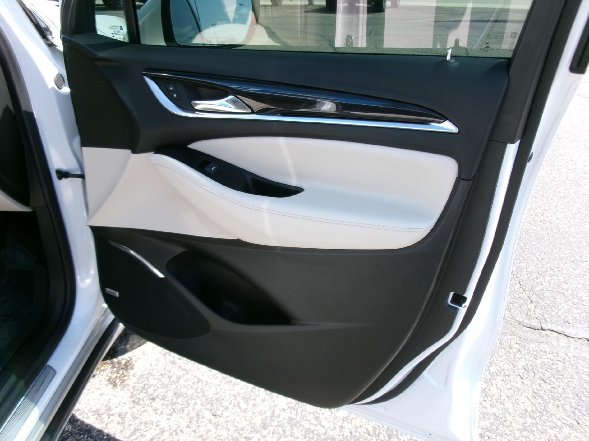 2023 Buick Enclave Essence AWD