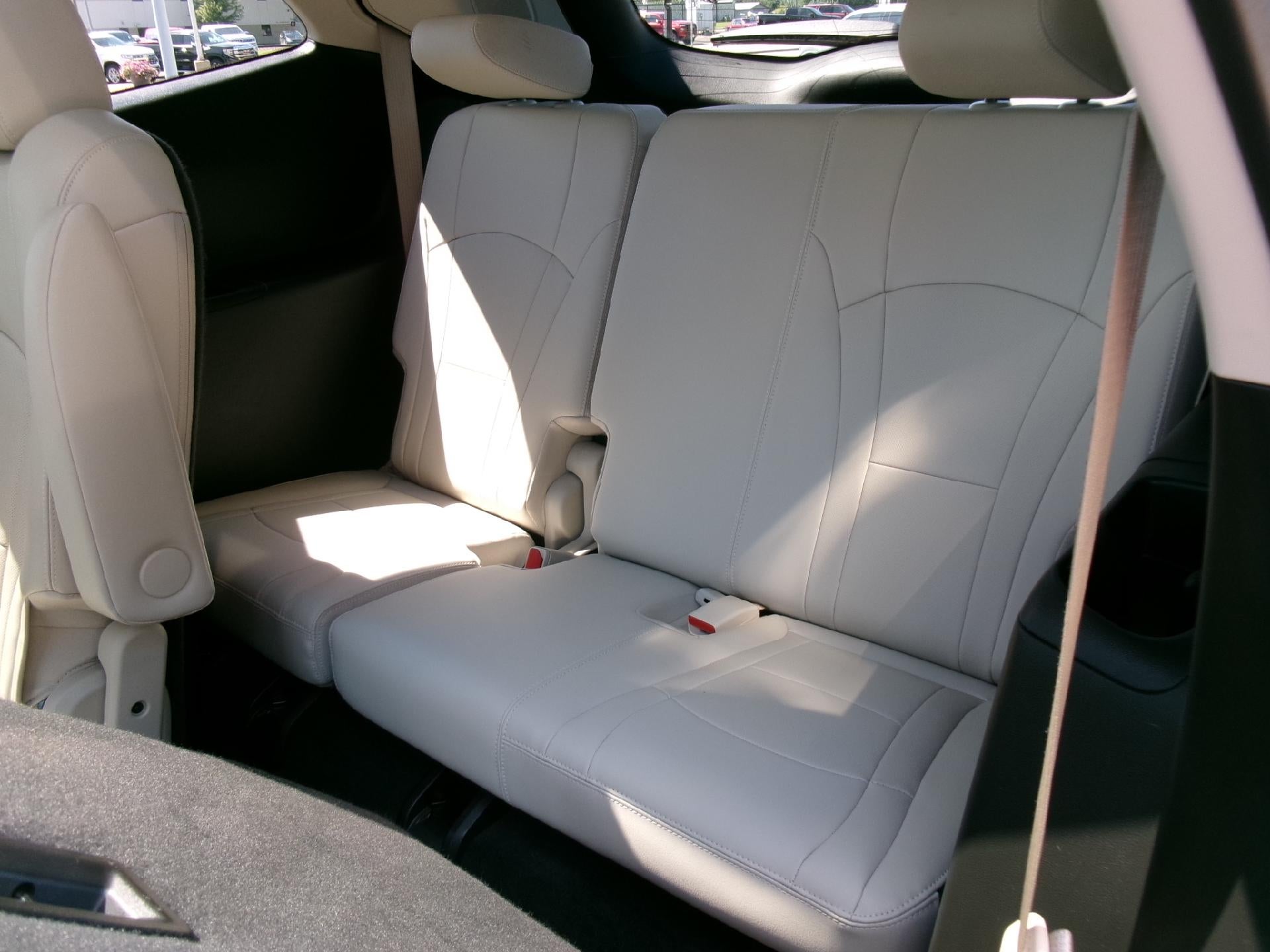 2023 Buick Enclave Essence AWD