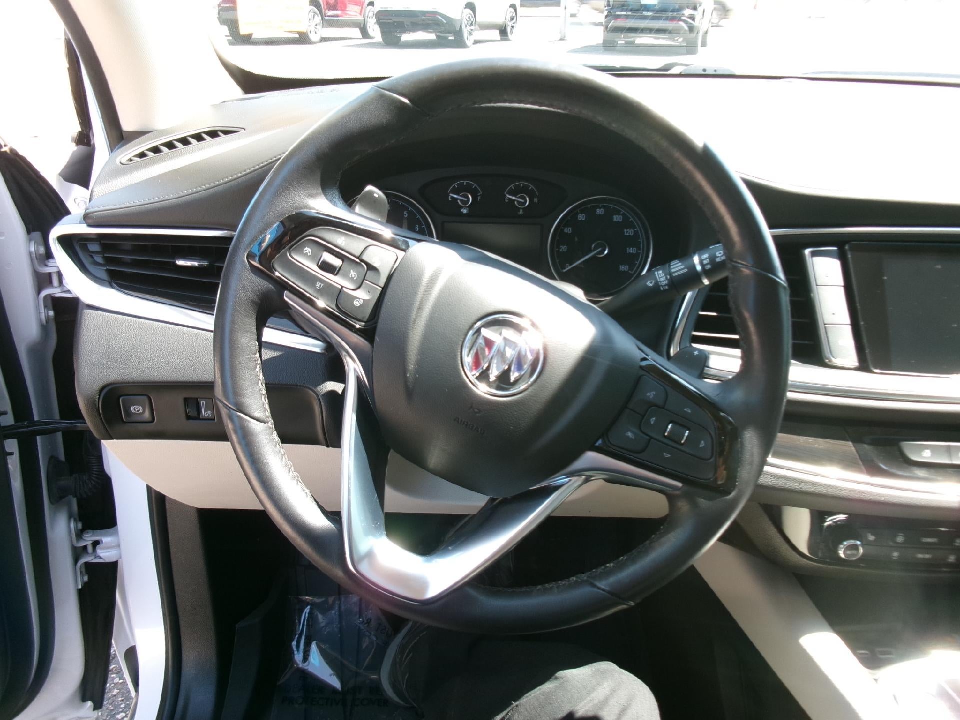 2023 Buick Enclave Essence AWD