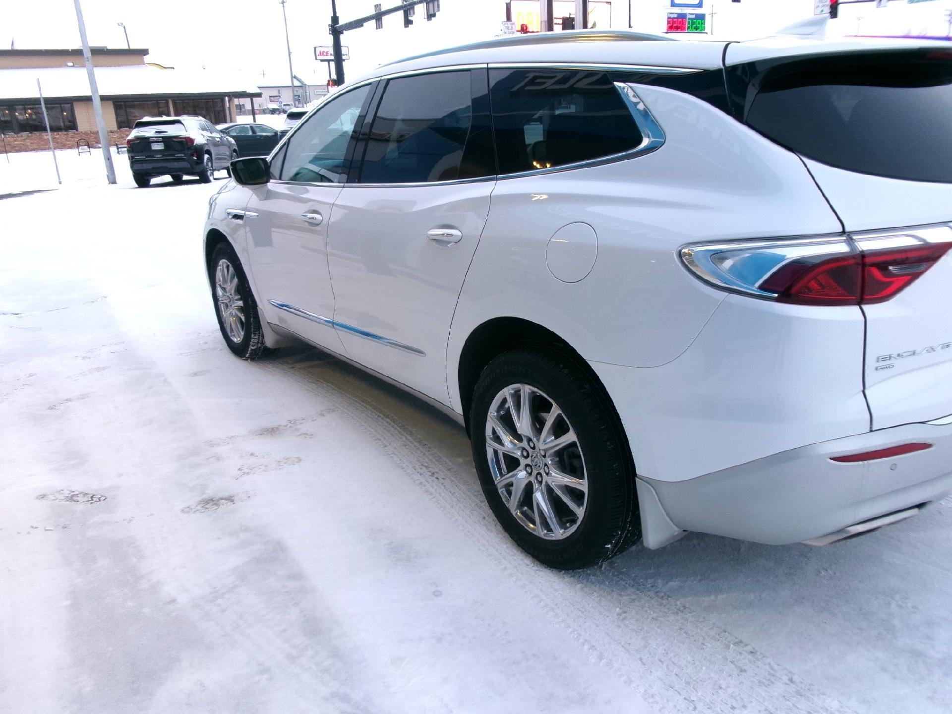 2023 Buick Enclave Premium AWD