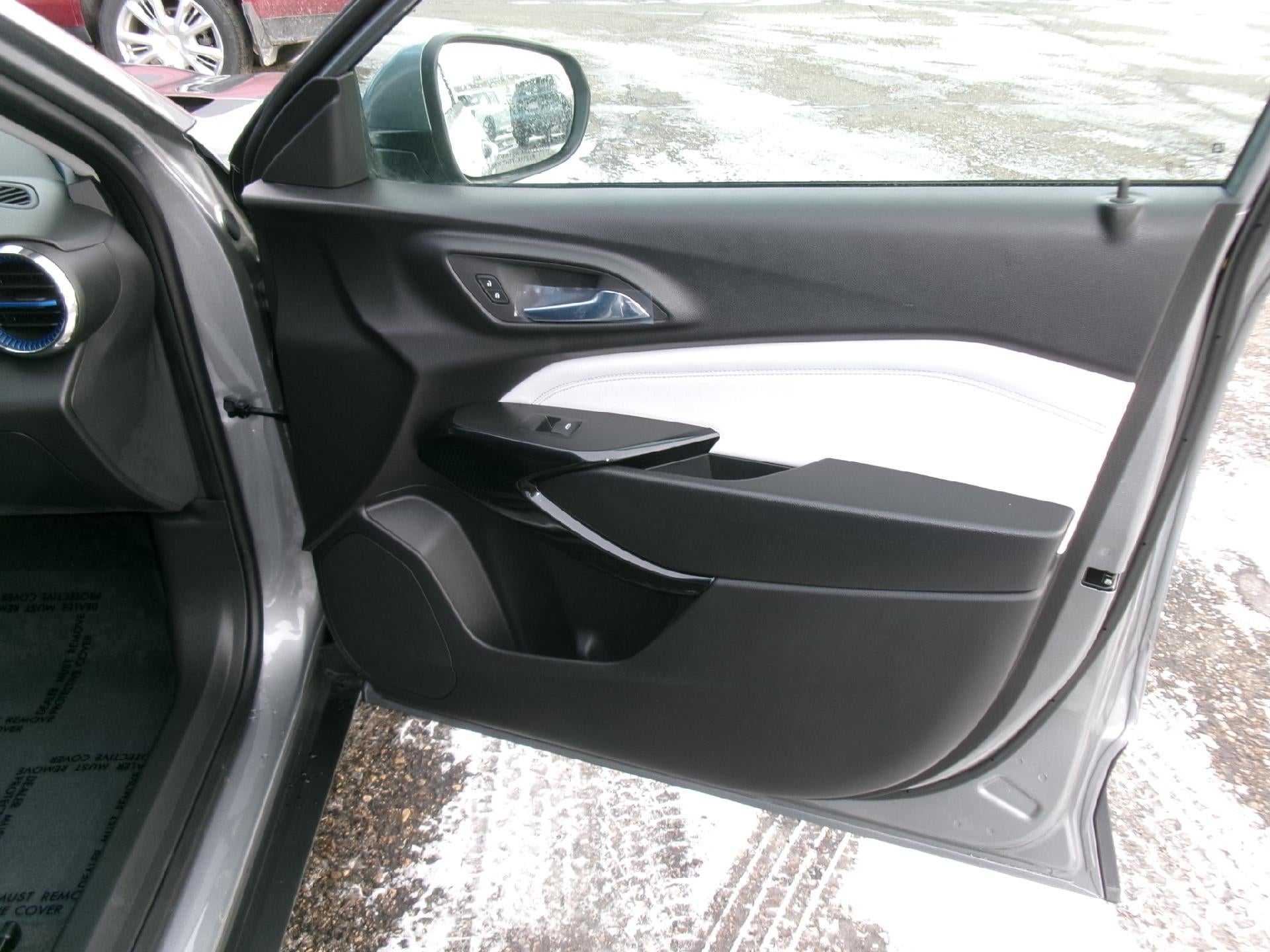 2026 Chevrolet Trax FWD 4dr LT